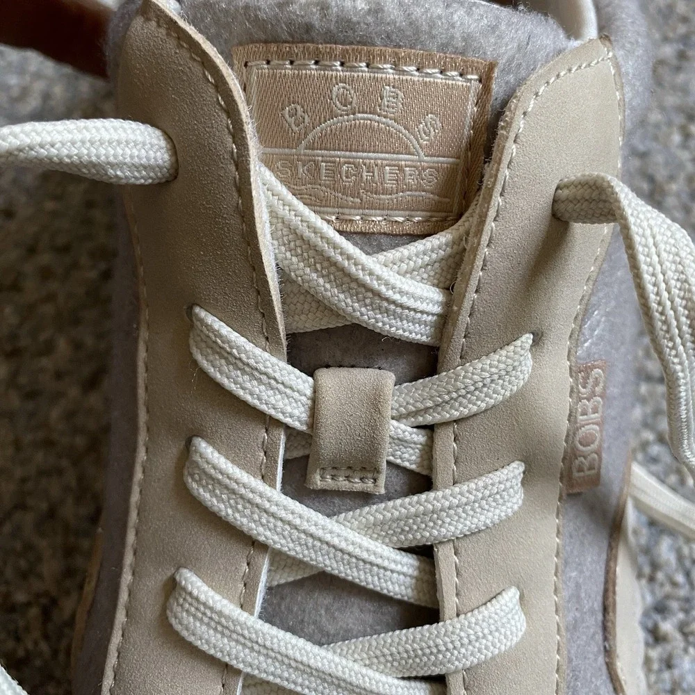 Skechers Bobs Vista Cushy Sneakers Size 11 EU 41 Natural Cream Lace Up Platform